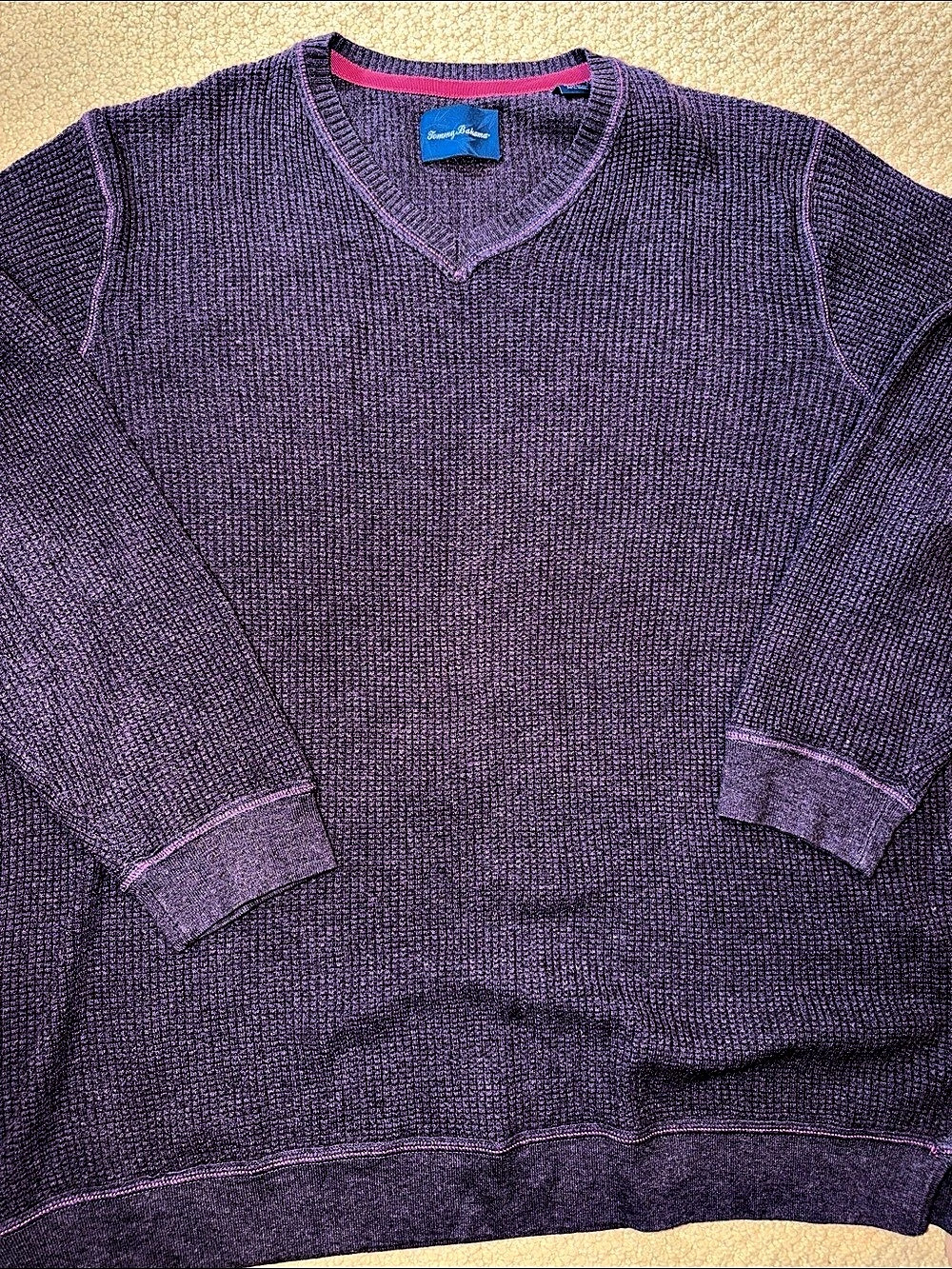 Tommy Bahama Men's Purple V-Neck Sweater Size Large